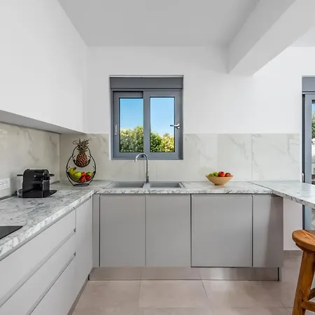 Heather Ii Villa